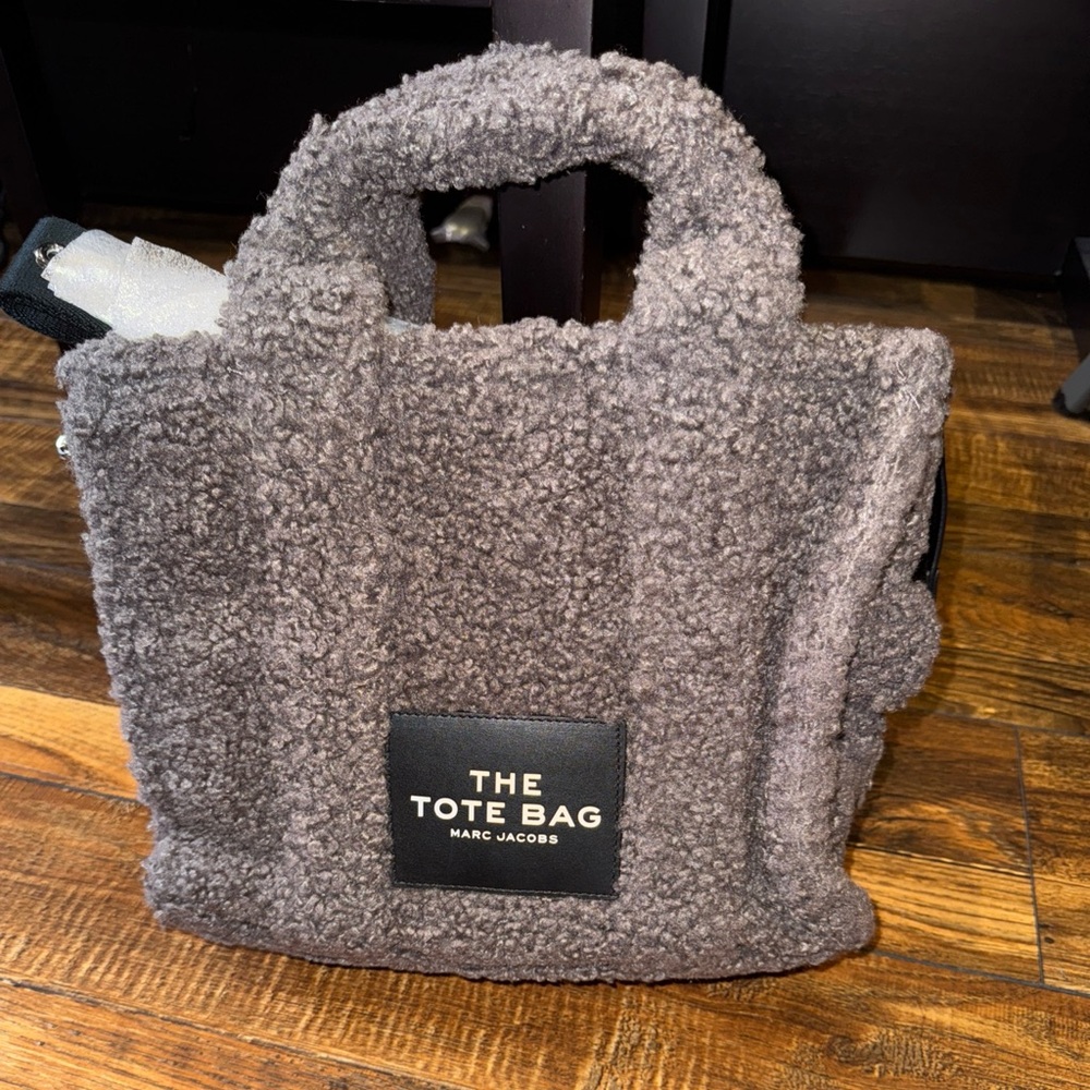 Marc Jacobs The Teddy Medium Tote Bag